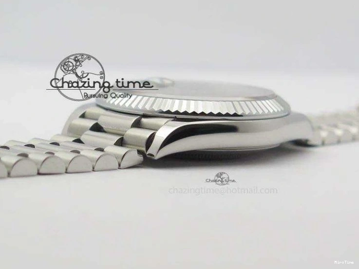 MiroTime 0508 Stretchable DayDate 40mm BP-Maker 228206 SS Green Roman Dial (Fluted Bezel) On SS Bracelet ETA 3904
